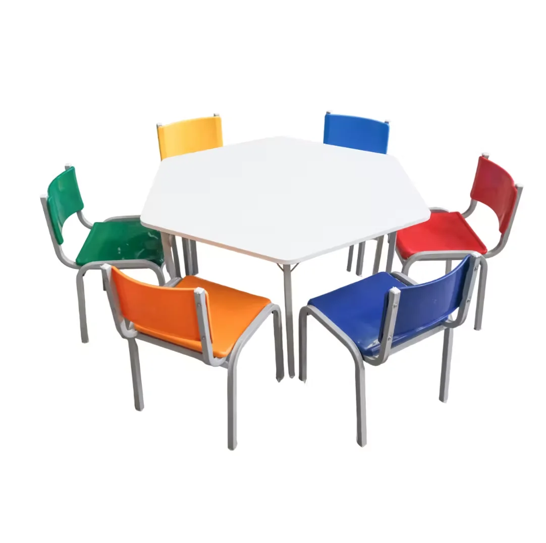 Mesas escolares padronizadas